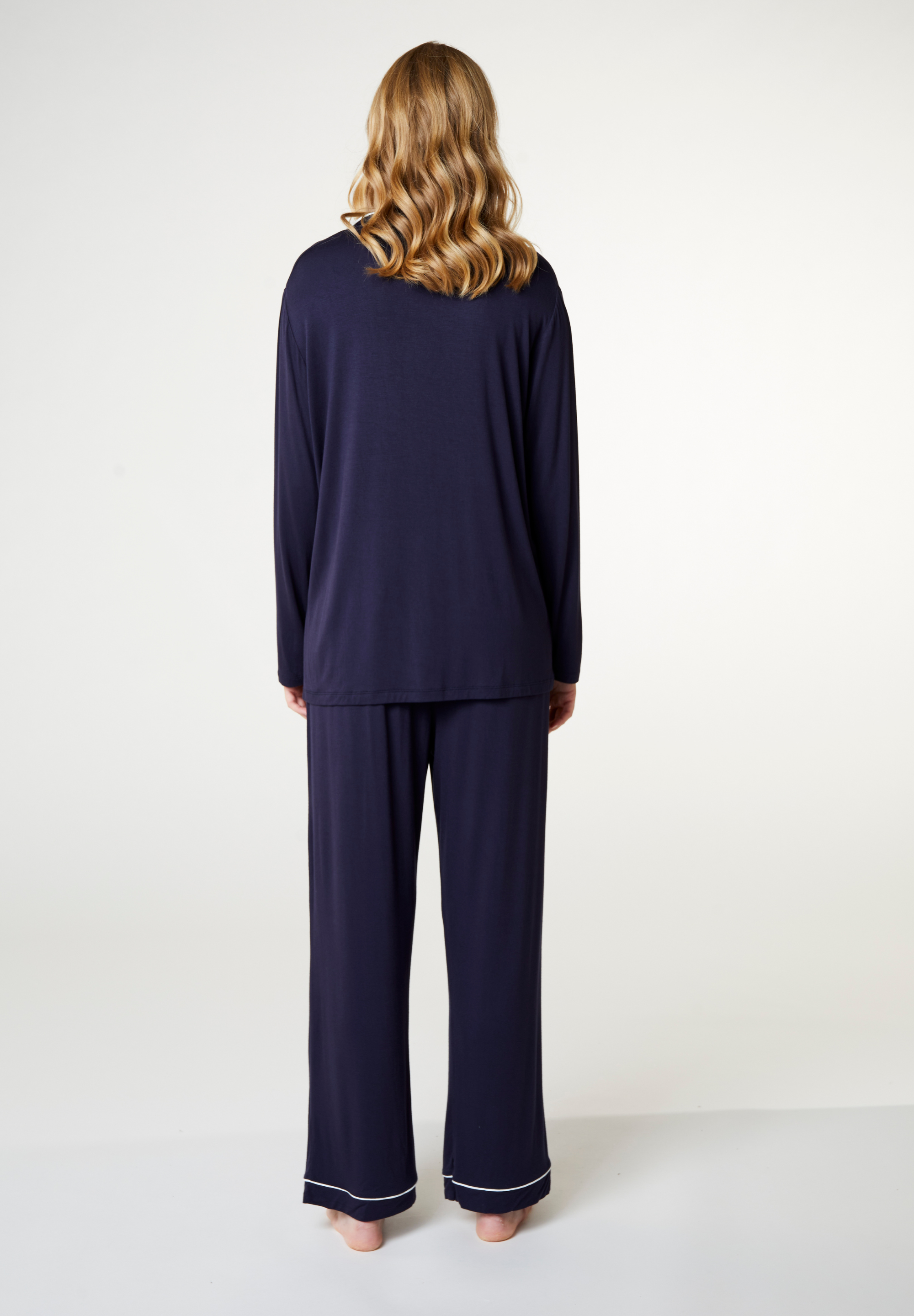 Joy Set, Parisian Night