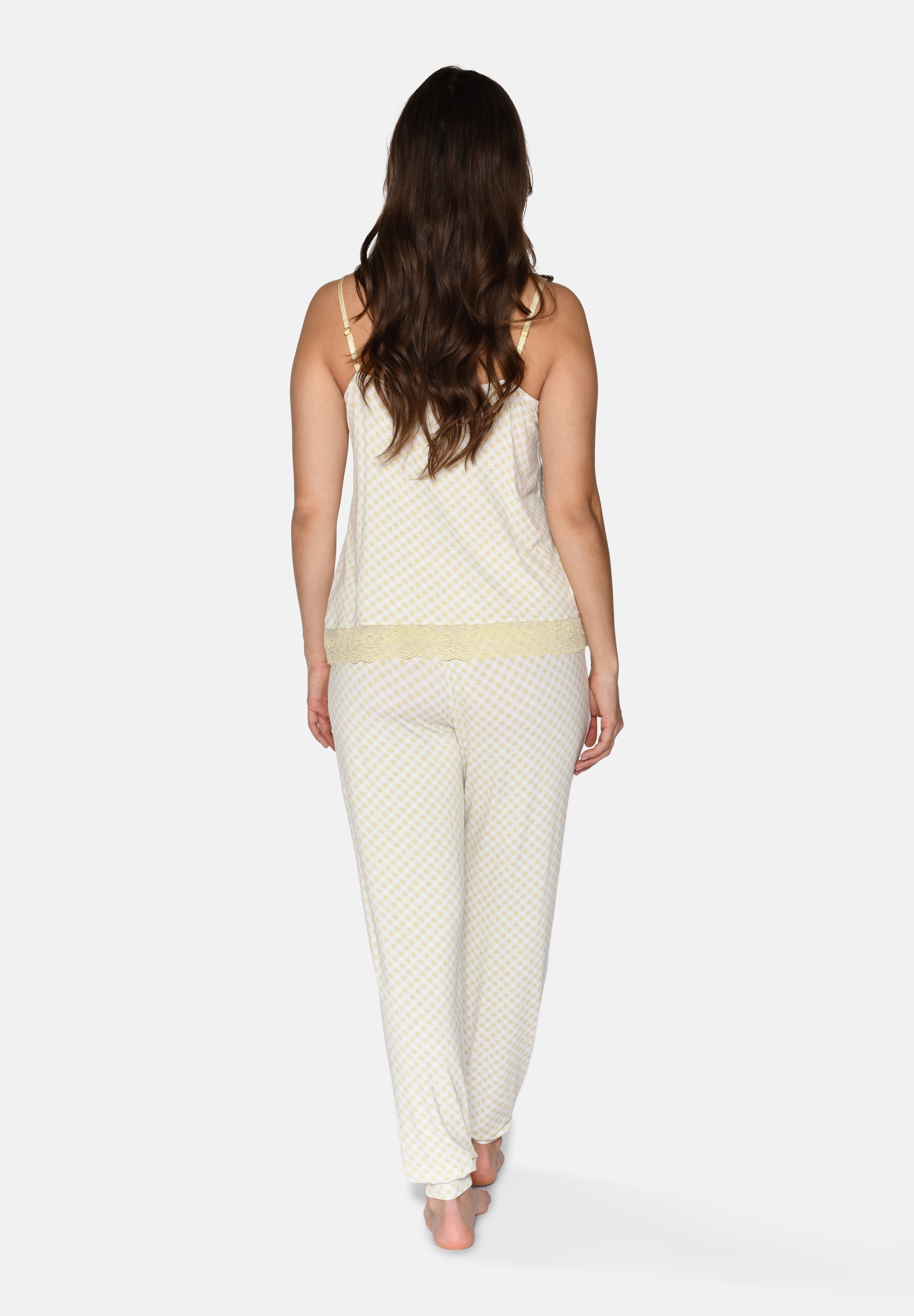 Johanne Pants, Hay AOP