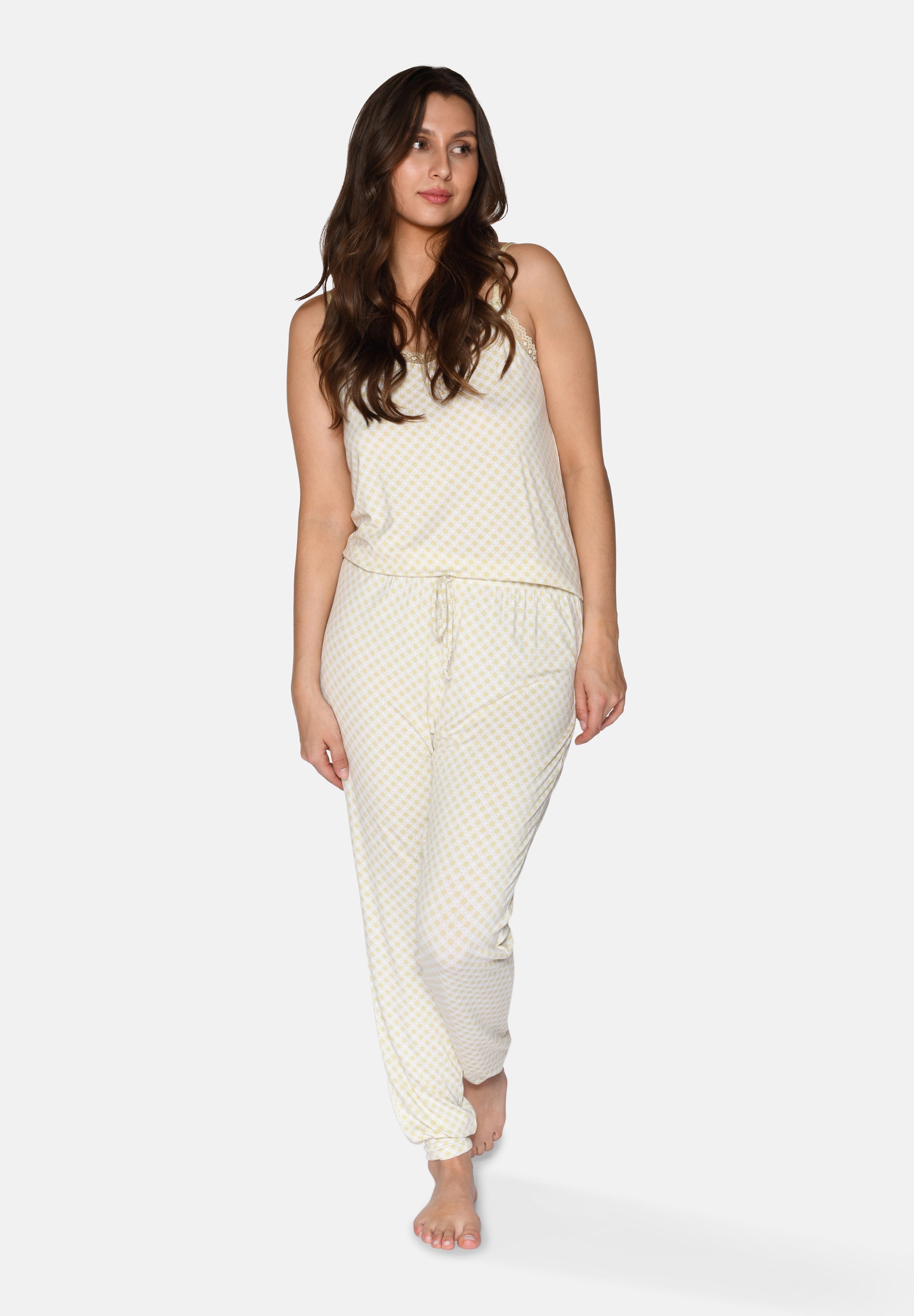 Johanne Pants, Hay AOP